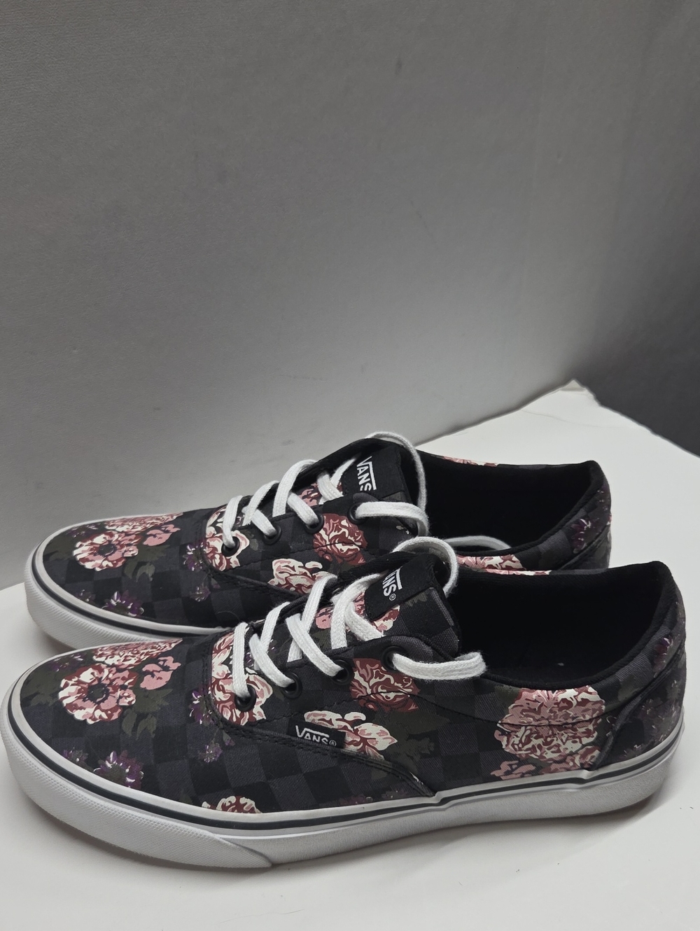 Vans Women's Black Checkerboard Low-Top Sneakers with Pink Floral Print